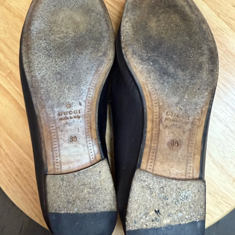 Gucci women’s loafer with Horsebit. - Picture 13 of 15